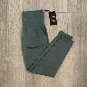 NWT NVGTN Leggings